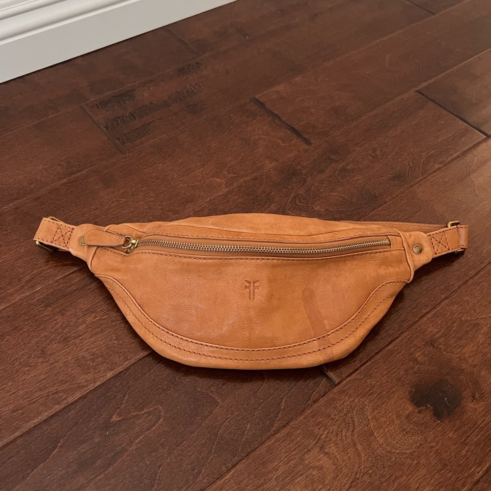 Frye Leather Fanny pack